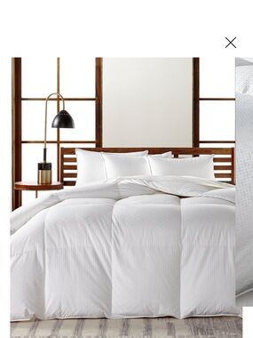 Hotel Collection King Medium Weight European White Goose Down Comforter - NWT